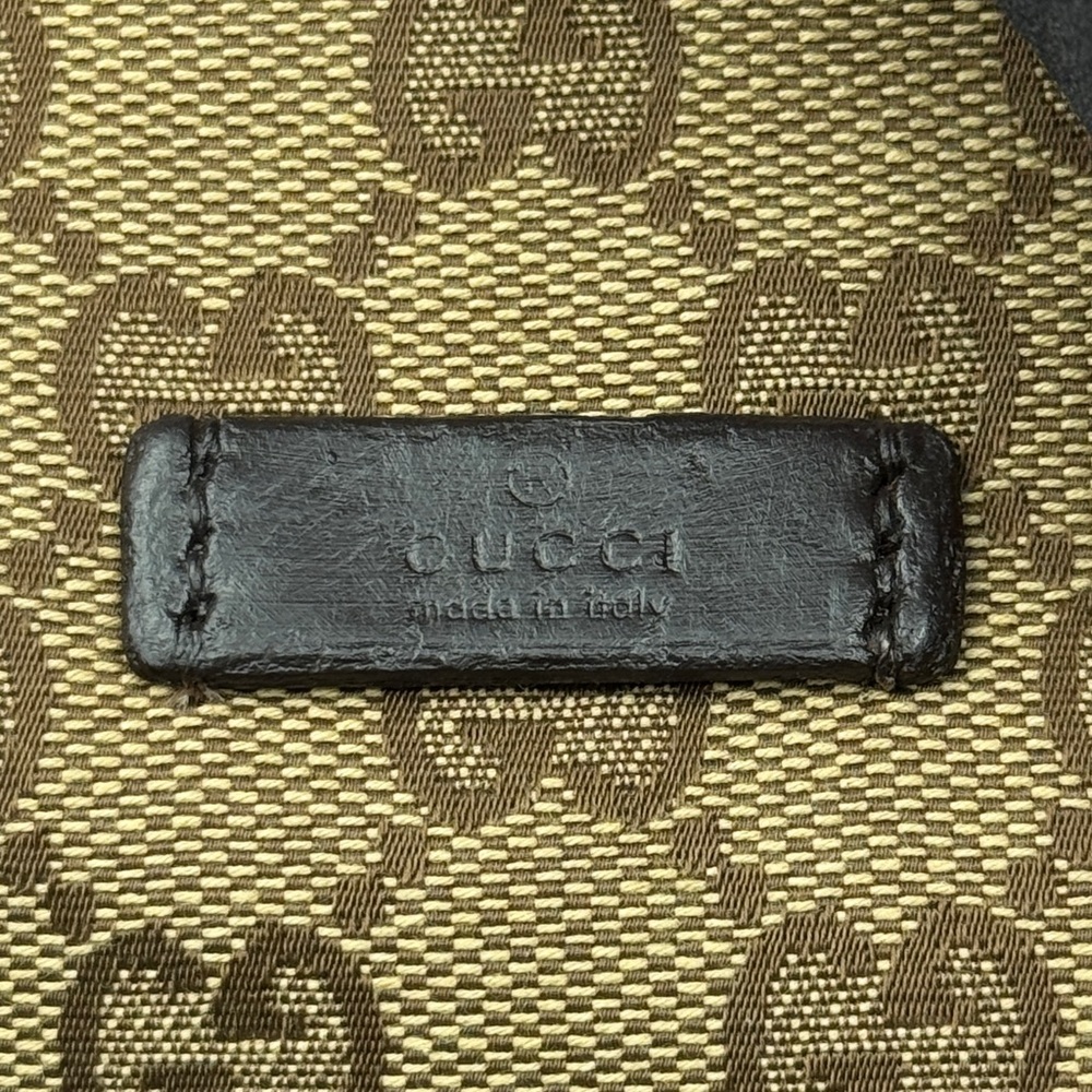 Gucci halfmoon  Monogram Crossbody Bag - Picture 11 of 16